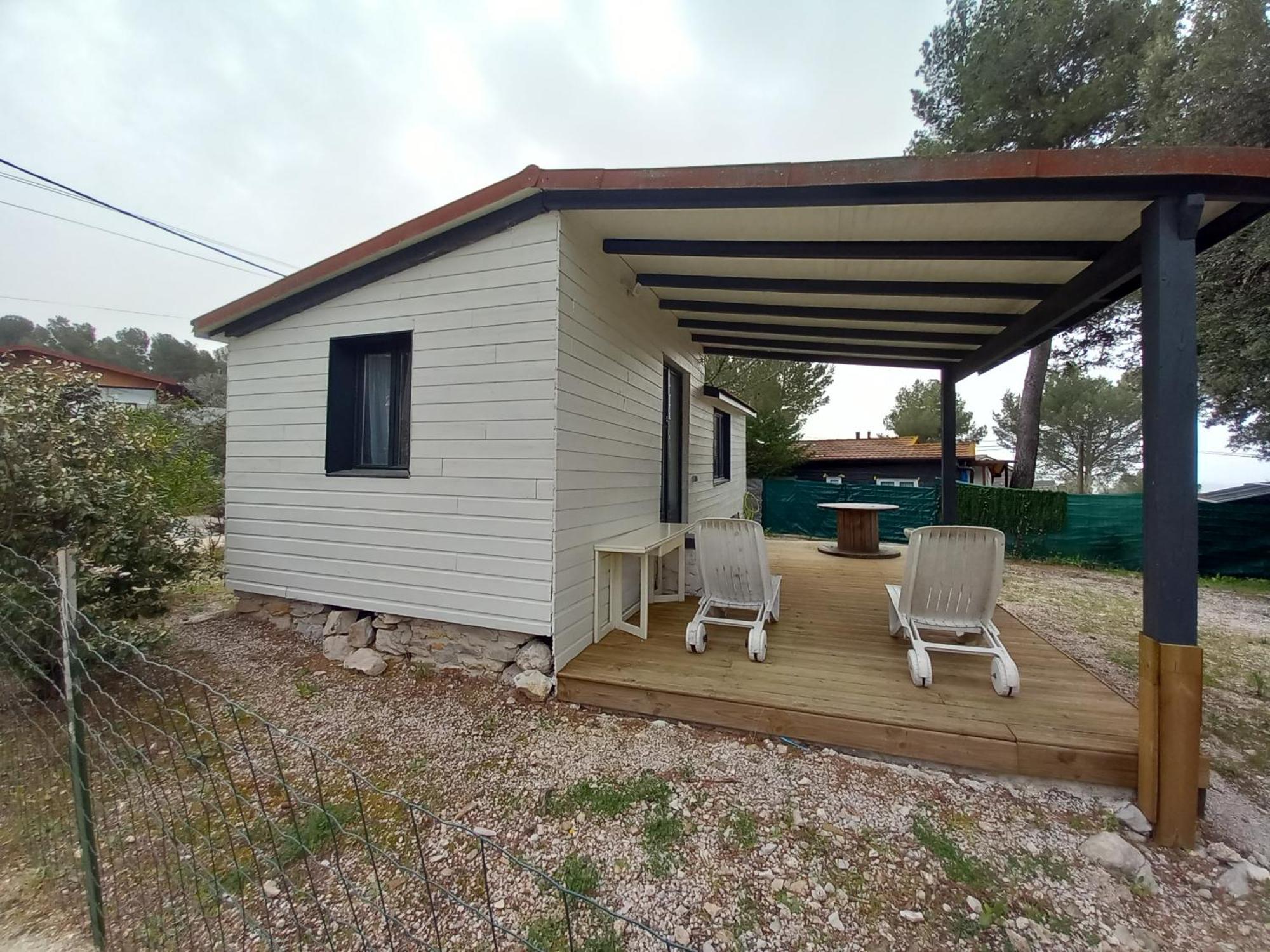 Mobilhome A Deux Pas Du Circuit Du Castellet Avec Terrasse Vue Mer Ле Кастеле Екстериор снимка